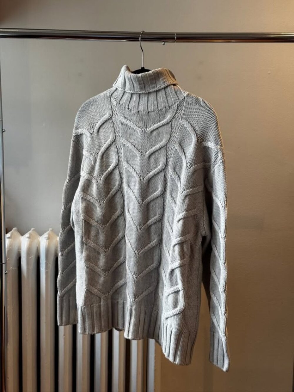 Wilfred Aritzia Light Grey Soft Knit Turtleneck Sweater With Cable Knit Detail